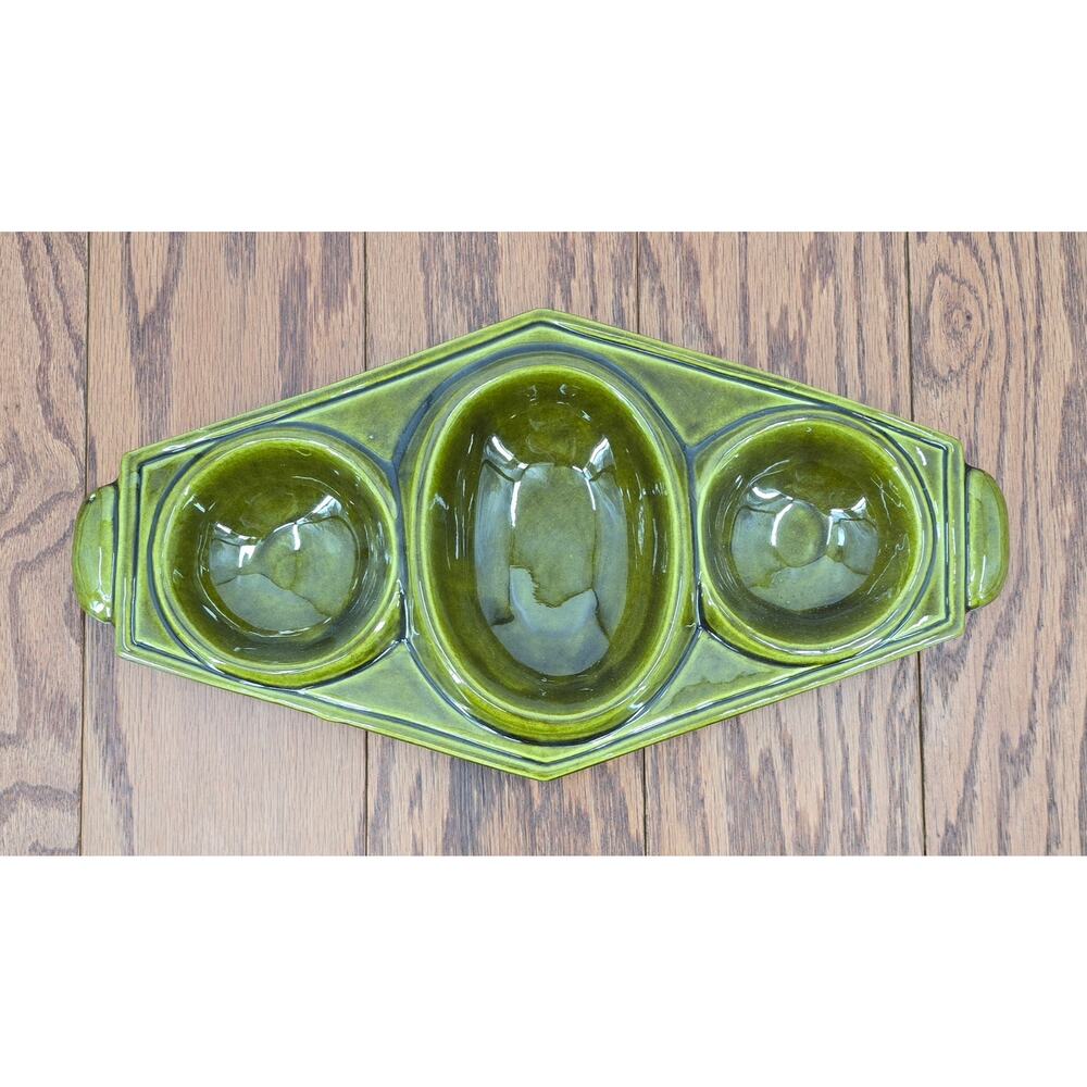 MCM Avocado Green California USA Pottery Relish Tray/Nut Dish‎